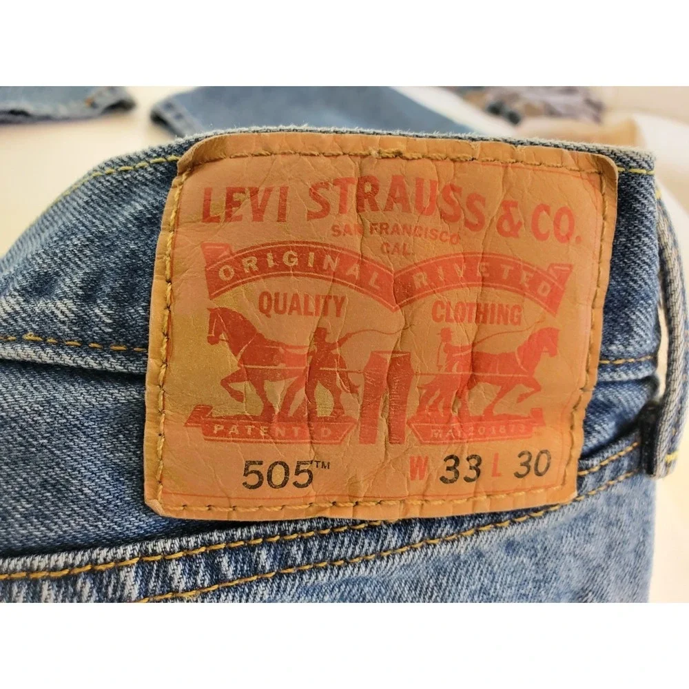 Levis levis 505